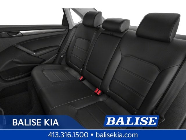 2021 Volkswagen Passat 2.0T R-Line