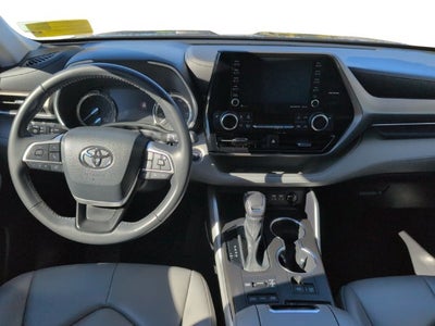 2022 Toyota Highlander XLE