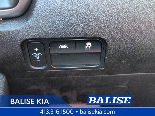 2023 Kia Sorento LX