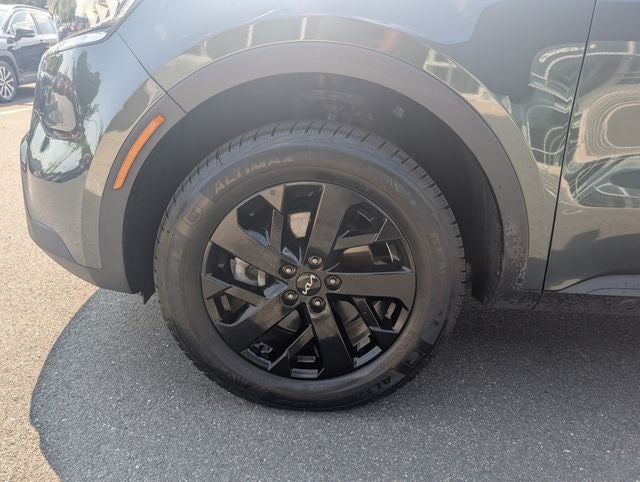 2023 Kia Sorento X-Line S