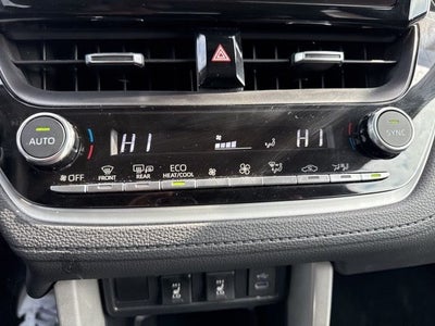 2025 Toyota Corolla Cross XLE