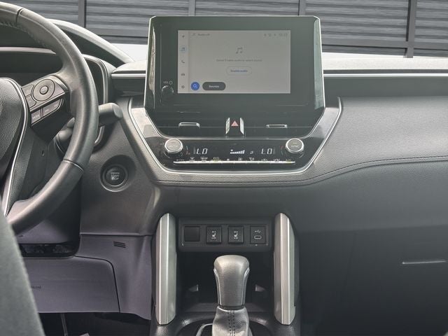 2025 Toyota Corolla Cross XLE