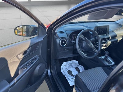 2022 Hyundai Kona SE