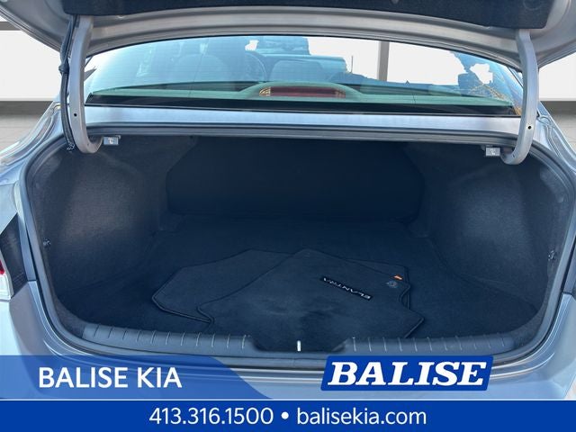 2022 Hyundai Elantra Hybrid Blue