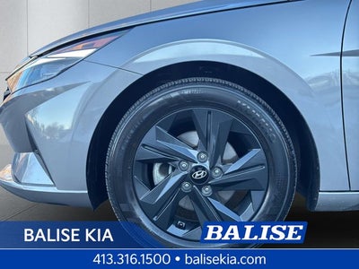 2022 Hyundai Elantra Hybrid Blue