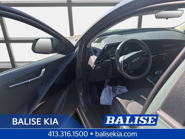 2025 Kia Niro EX