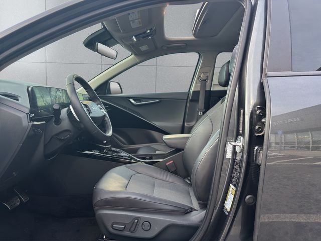 2023 Kia Niro EX Touring