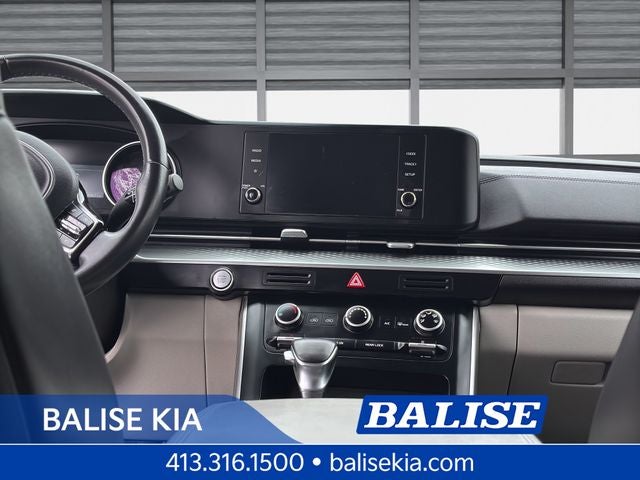 2024 Kia Carnival LX