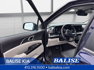 2024 Kia Carnival LX