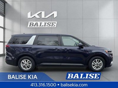 2024 Kia Carnival LX