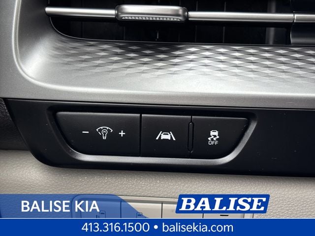 2024 Kia Carnival LX