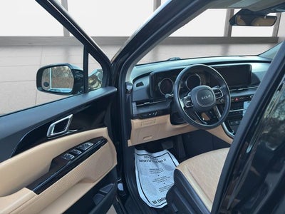 2023 Kia Carnival EX