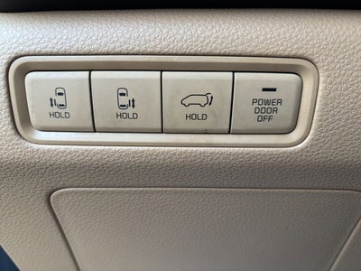 2023 Kia Carnival EX