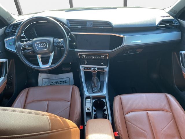 2022 Audi Q3 Premium quattro