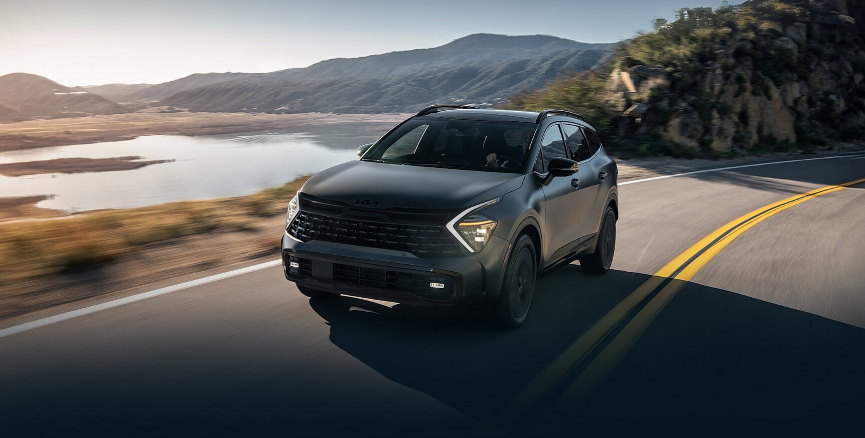 2025 Kia Sportage PHEV Hero